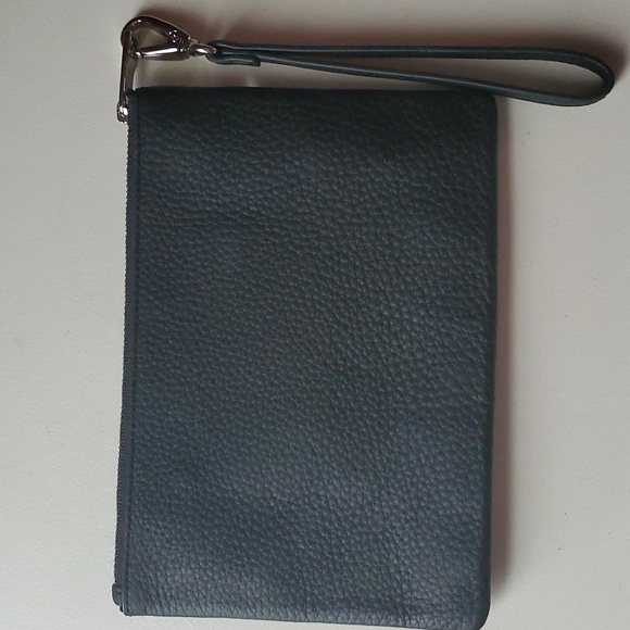 Fossil Zip Wristlet - Picture 4 of 7